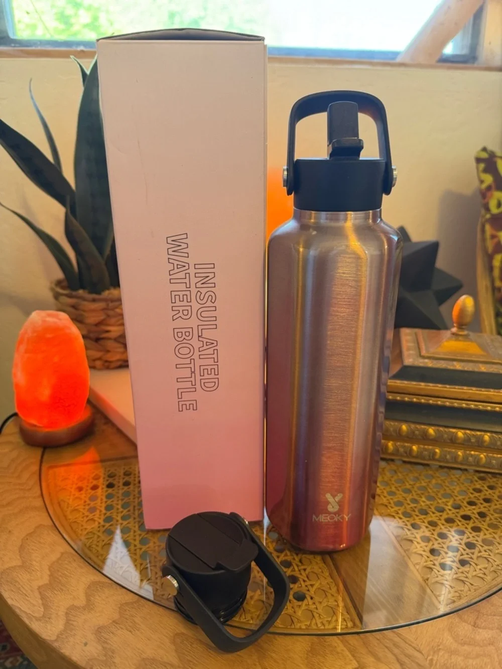 Meoky 24 oz Insulated Water Bottle - ombré Pink/silver Finish